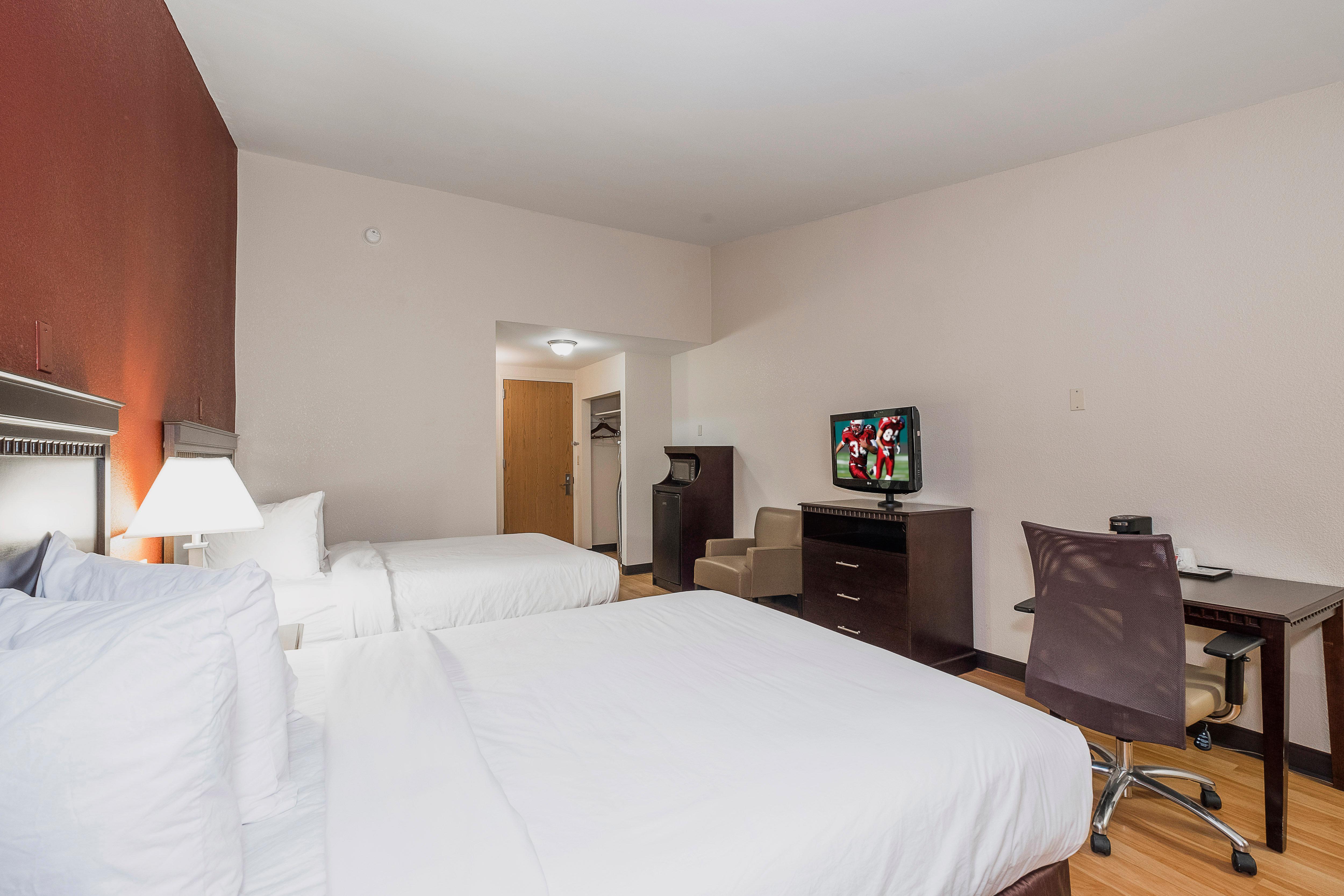 Red Roof Inn & Suites Mt Holly - Mcguire Afb Westampton Dış mekan fotoğraf