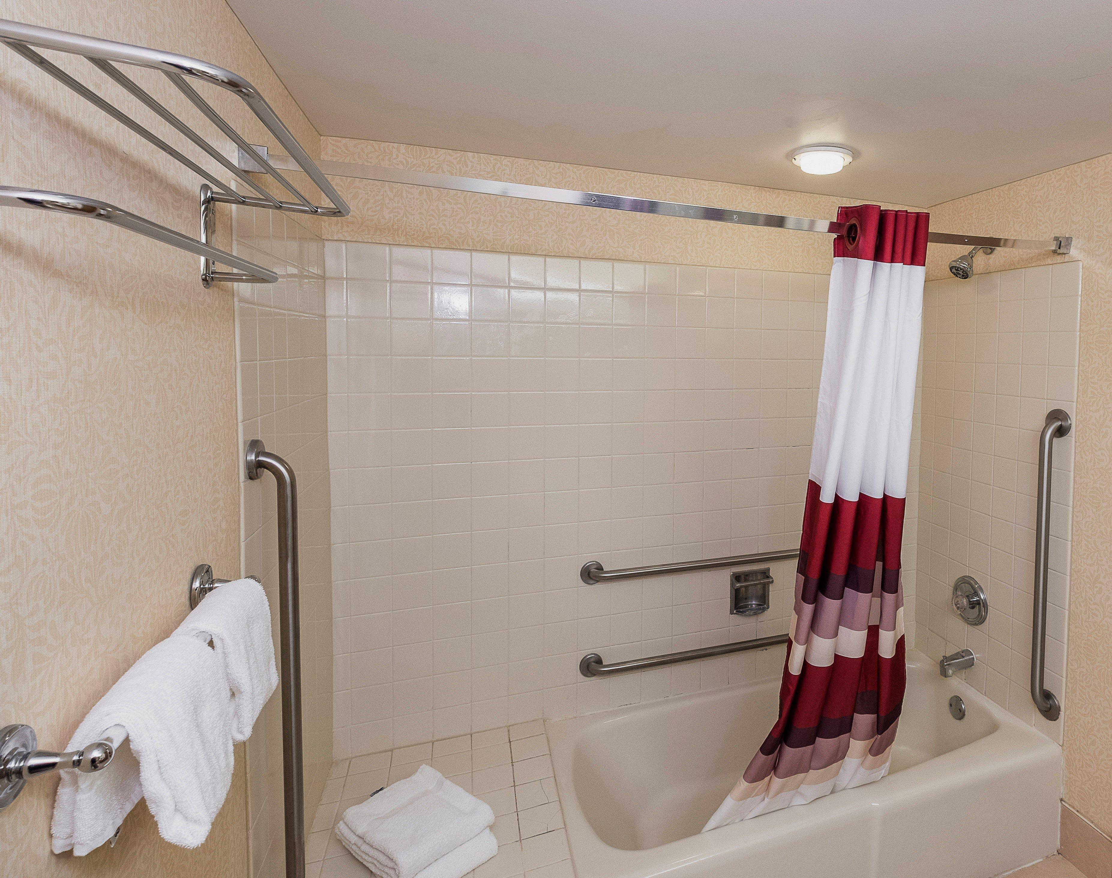 Red Roof Inn & Suites Mt Holly - Mcguire Afb Westampton Dış mekan fotoğraf