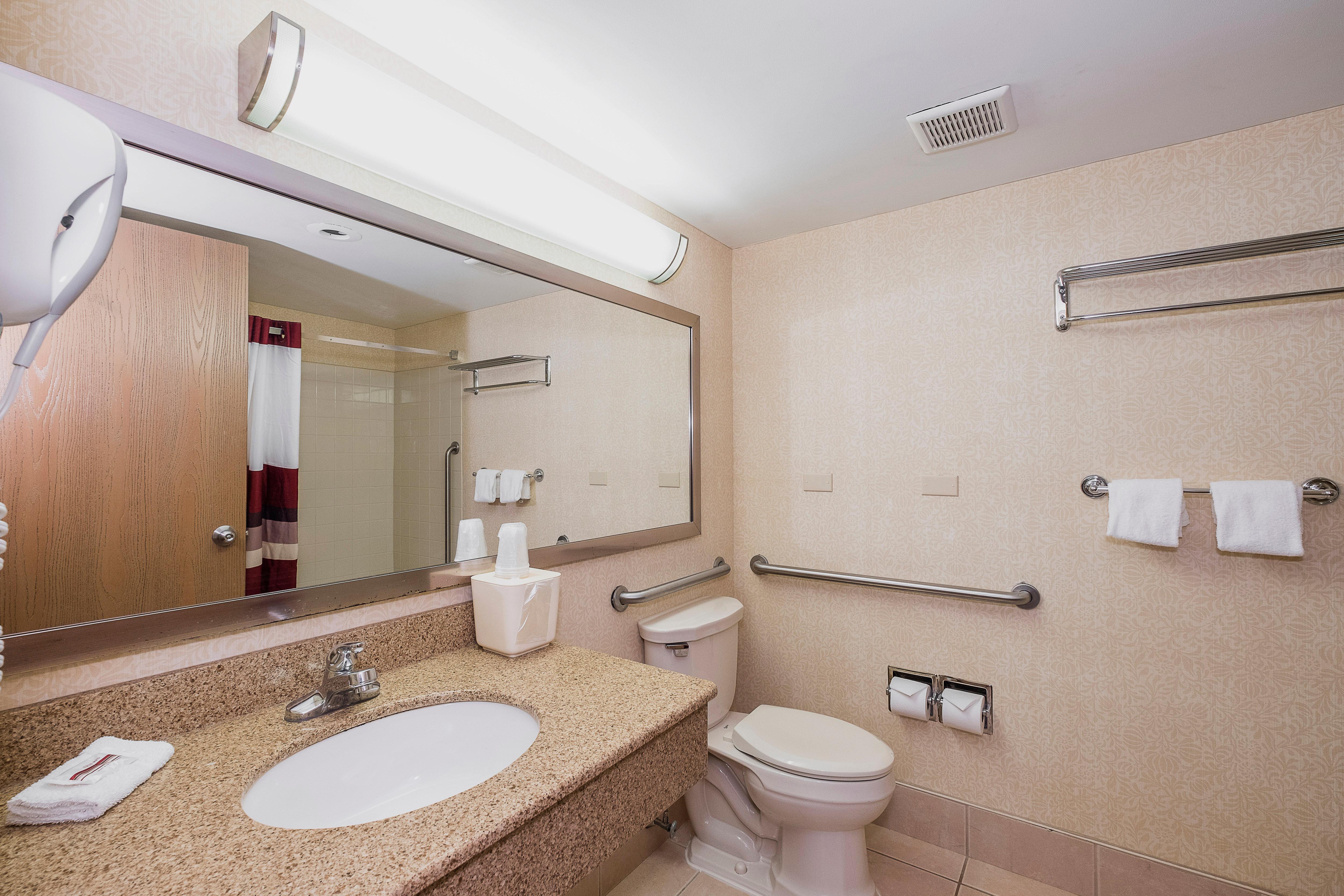 Red Roof Inn & Suites Mt Holly - Mcguire Afb Westampton Dış mekan fotoğraf