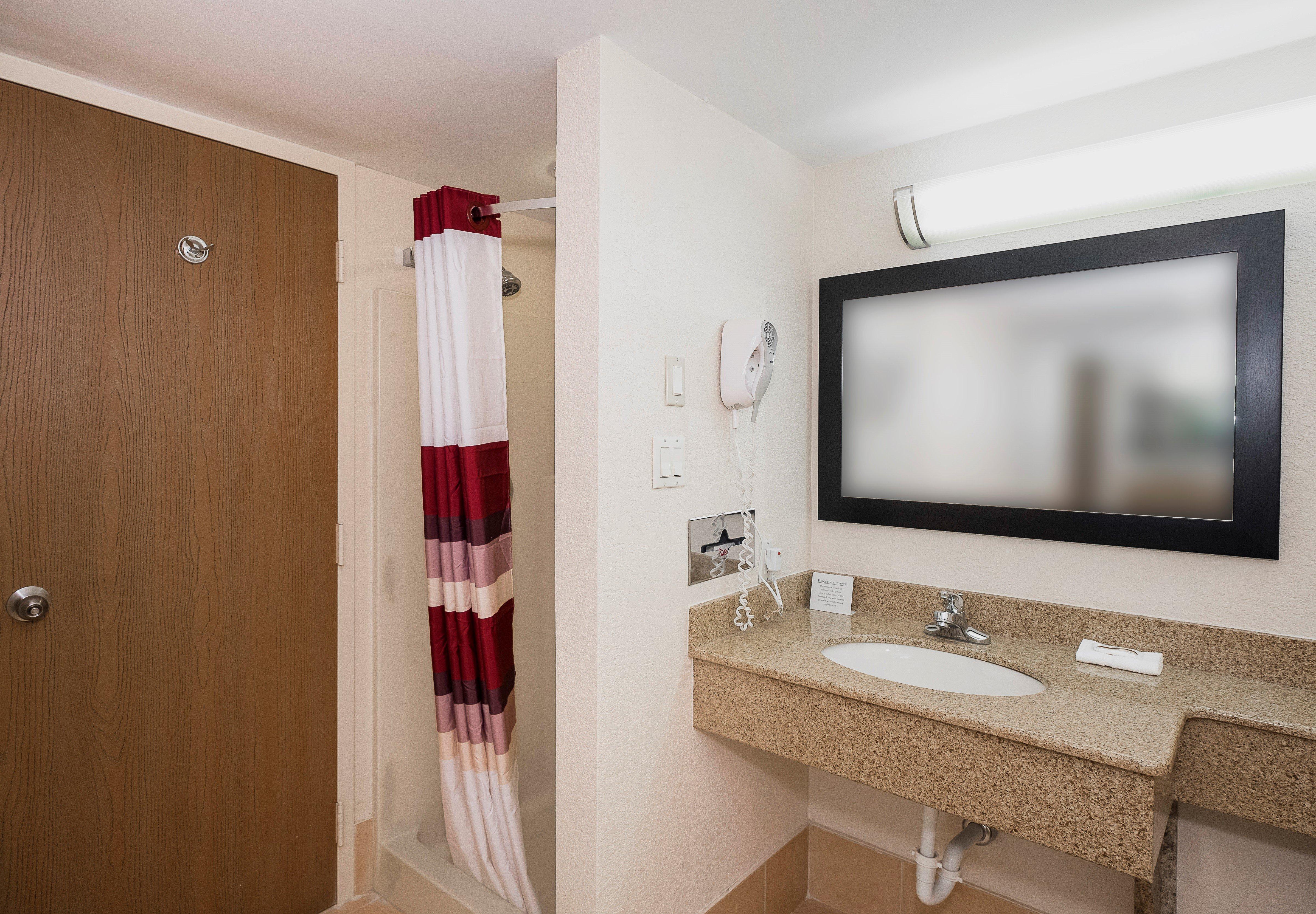 Red Roof Inn & Suites Mt Holly - Mcguire Afb Westampton Dış mekan fotoğraf