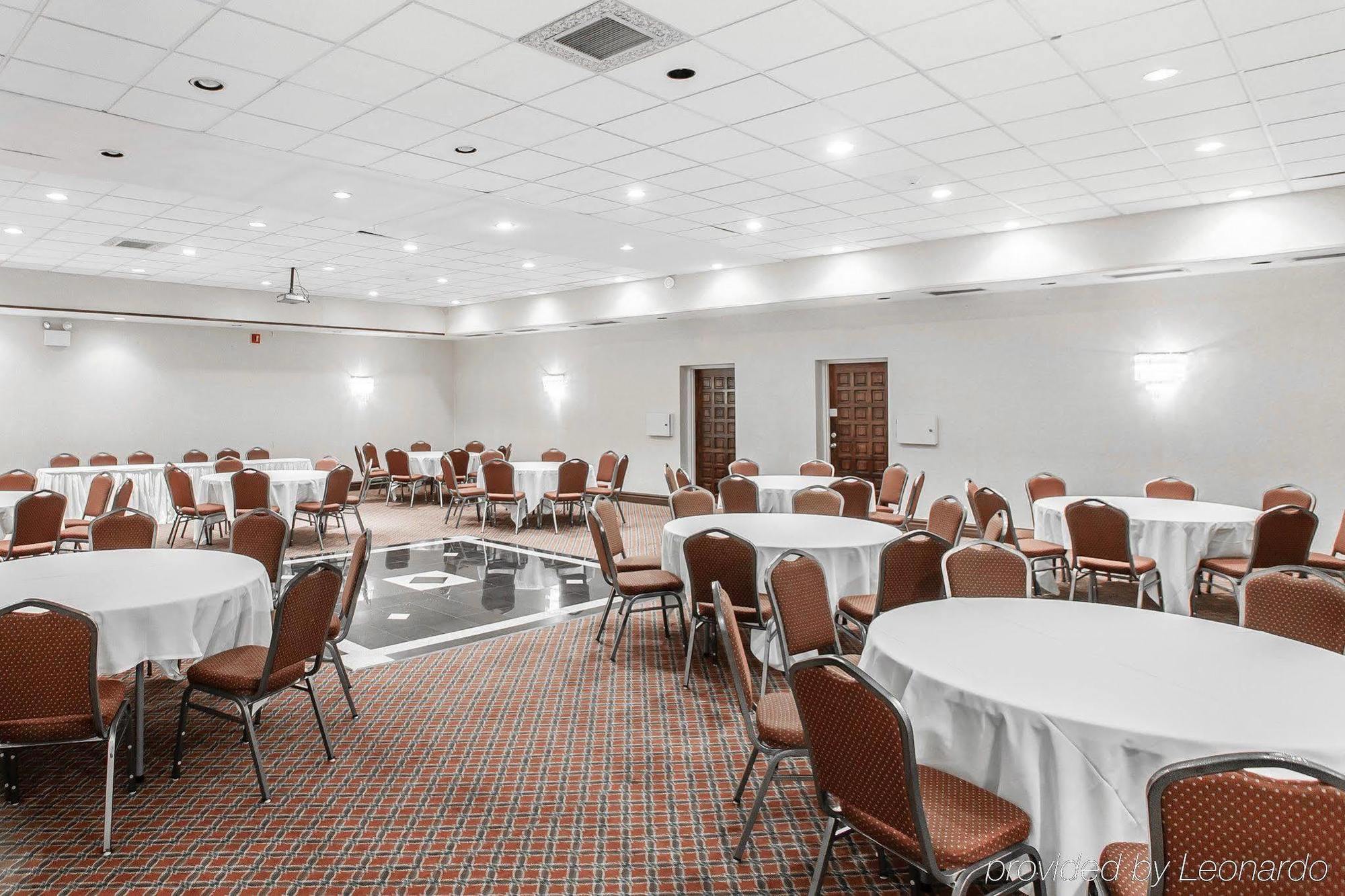 Red Roof Inn & Suites Mt Holly - Mcguire Afb Westampton Dış mekan fotoğraf