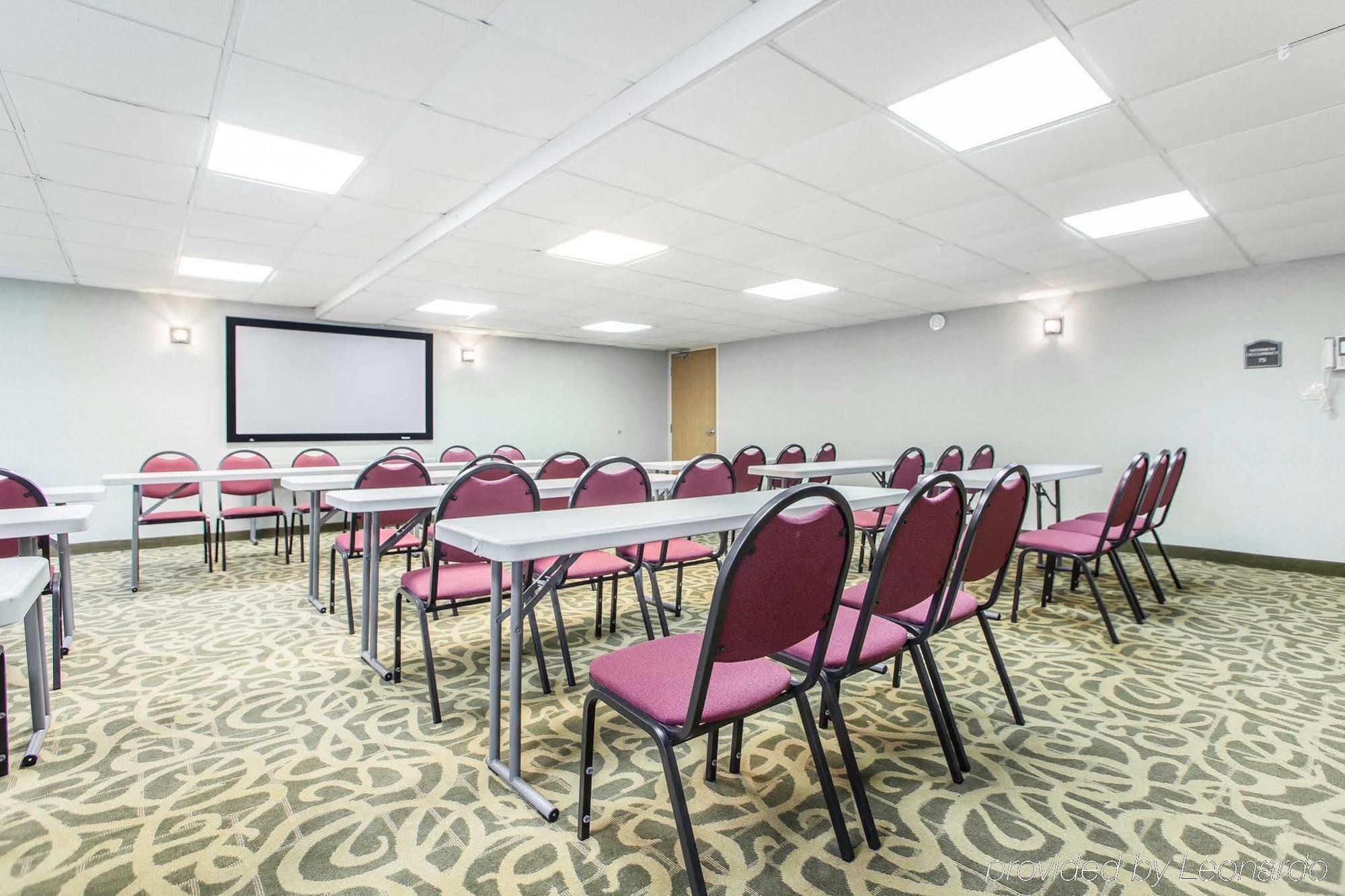 Red Roof Inn & Suites Mt Holly - Mcguire Afb Westampton Dış mekan fotoğraf